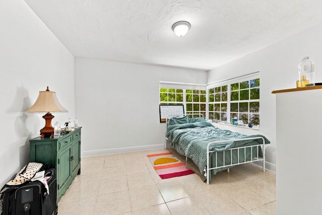 1170 71ST Street, Miami Beach, FL 33141