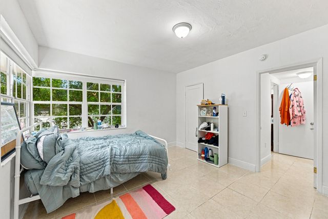 1170 71ST Street, Miami Beach, FL 33141