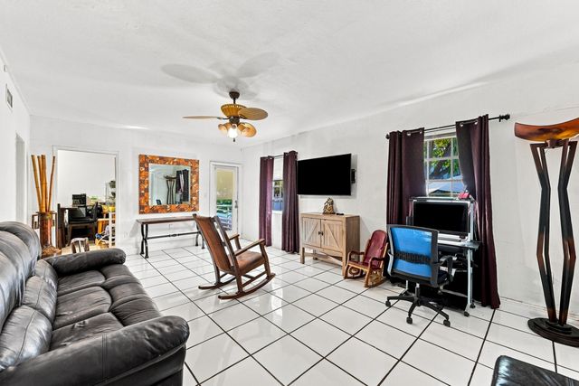 1170 71ST Street, Miami Beach, FL 33141