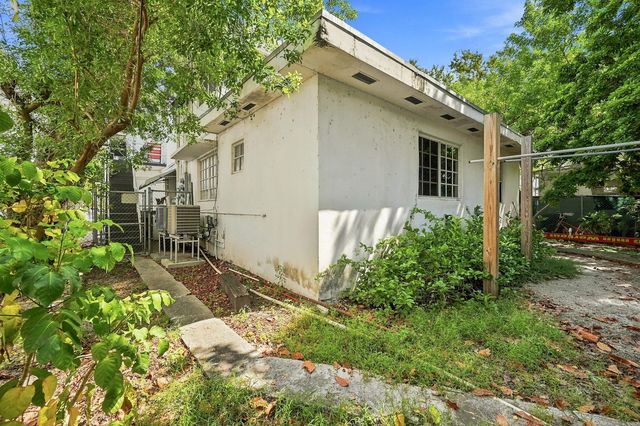 1170 71ST Street, Miami Beach, FL 33141
