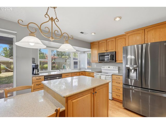 1204 Se 132ND Ave, Vancouver, WA 98683