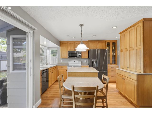 1204 Se 132ND Ave, Vancouver, WA 98683