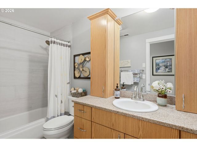 1204 Se 132ND Ave, Vancouver, WA 98683