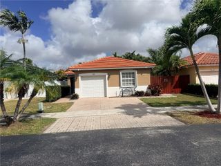15561 SW 144th Ter, Miami, FL 33196