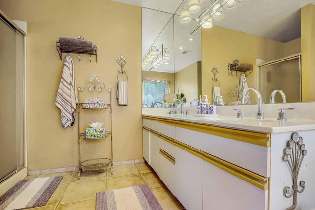 39795 Regency Way, Palm Desert, CA 92211