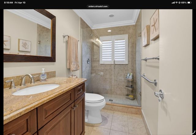 2 Holly Drive, Boynton Beach, FL 33436