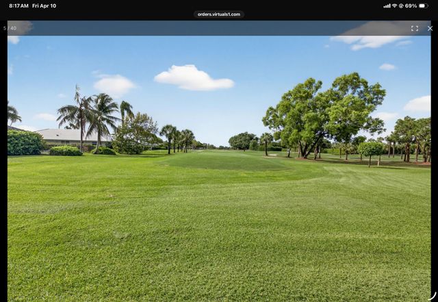 2 Holly Drive, Boynton Beach, FL 33436