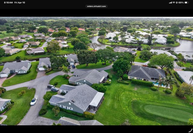 2 Holly Drive, Boynton Beach, FL 33436