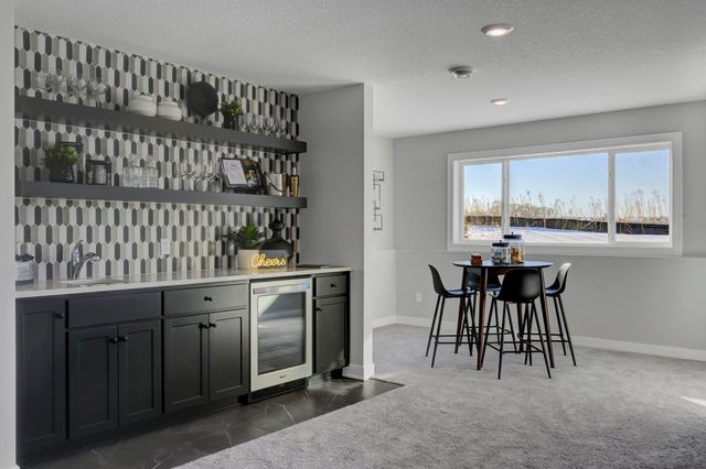 18237 Glacier Way, Lakeville, MN 55044