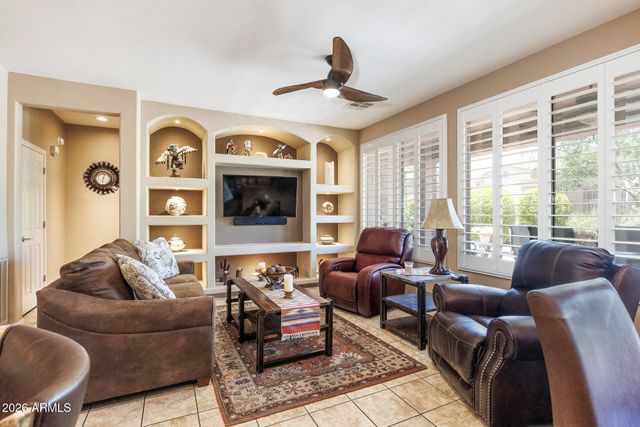 4750 E BLUE SPRUCE Lane, Gilbert, AZ 85298