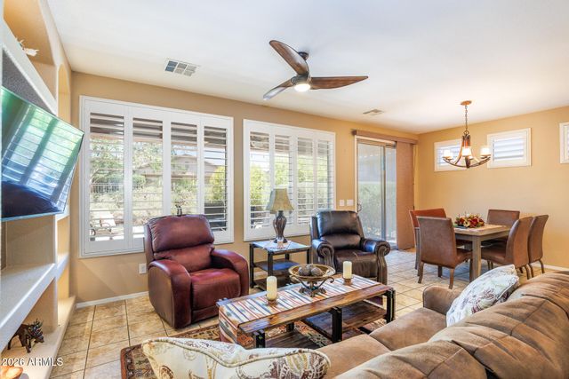 4750 E BLUE SPRUCE Lane, Gilbert, AZ 85298