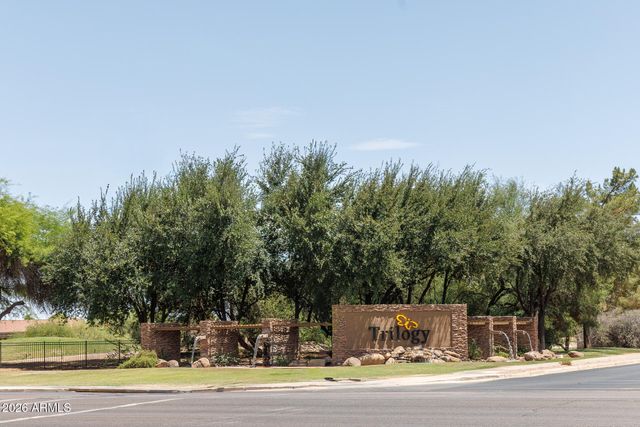 4750 E BLUE SPRUCE Lane, Gilbert, AZ 85298