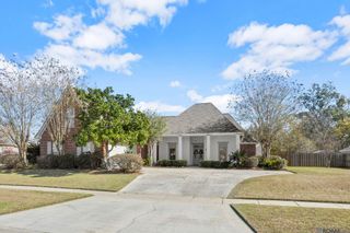 8510 Ormand Dr, Zachary, LA 70791
