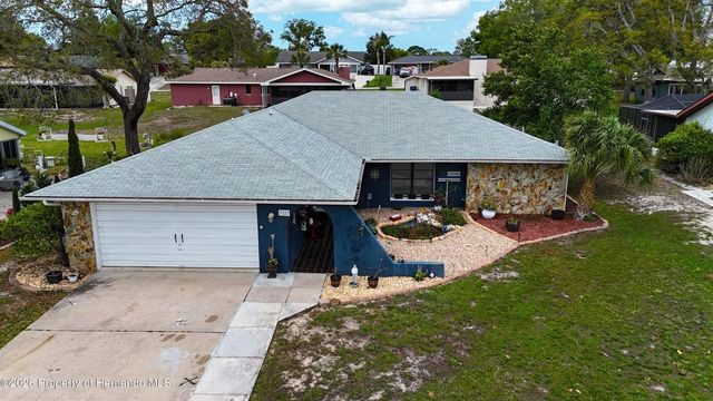 9027 BONNET WAY, Weeki Wachee, FL 34613