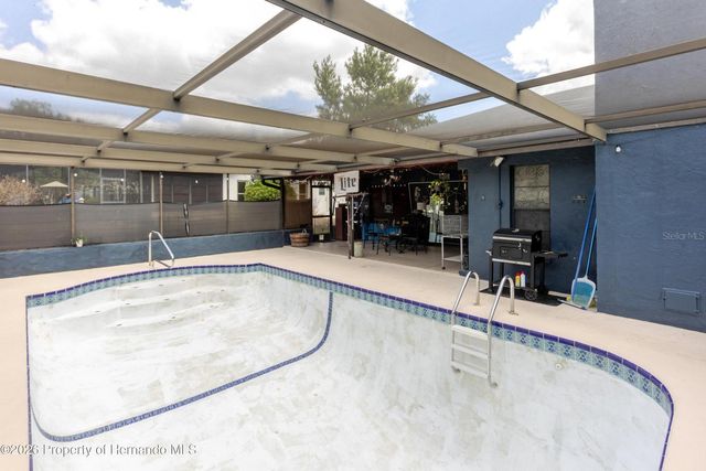 9027 BONNET WAY, Weeki Wachee, FL 34613