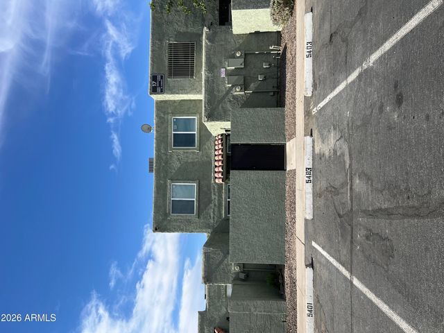5403 W SHEENA Drive, Glendale, AZ 85306