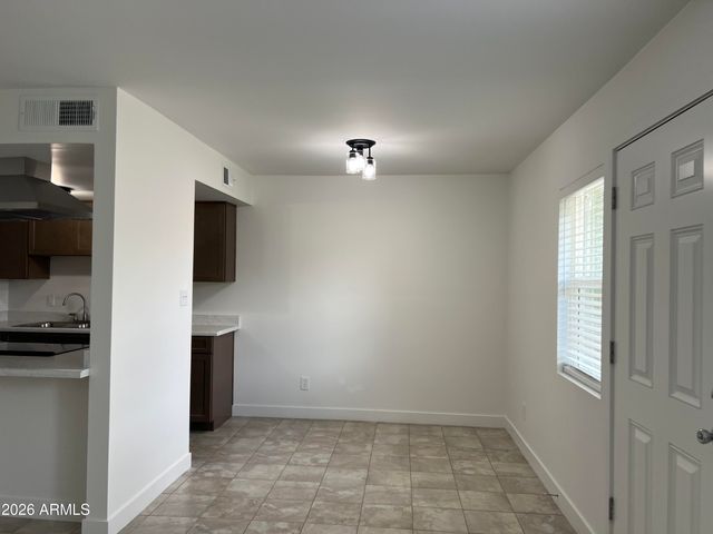 5403 W SHEENA Drive, Glendale, AZ 85306