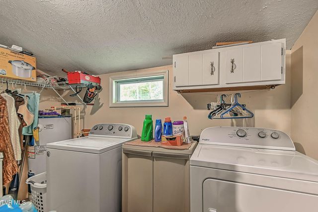 553 North Mill Hollow Road, Castlewood, VA 24224