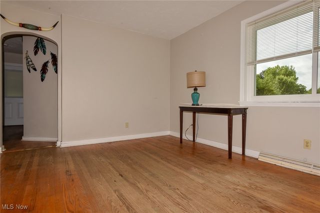 1212 State Route 7 NE, Brookfield, OH 44403