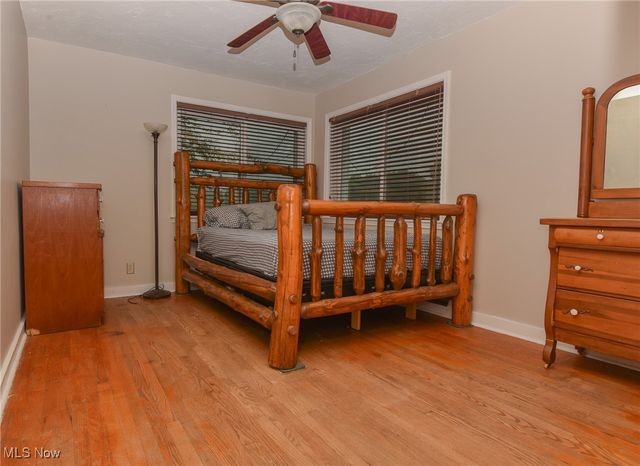 1212 State Route 7 NE, Brookfield, OH 44403