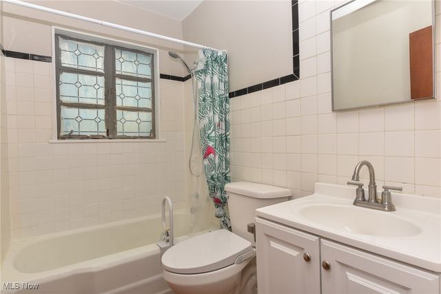 1212 State Route 7 NE, Brookfield, OH 44403