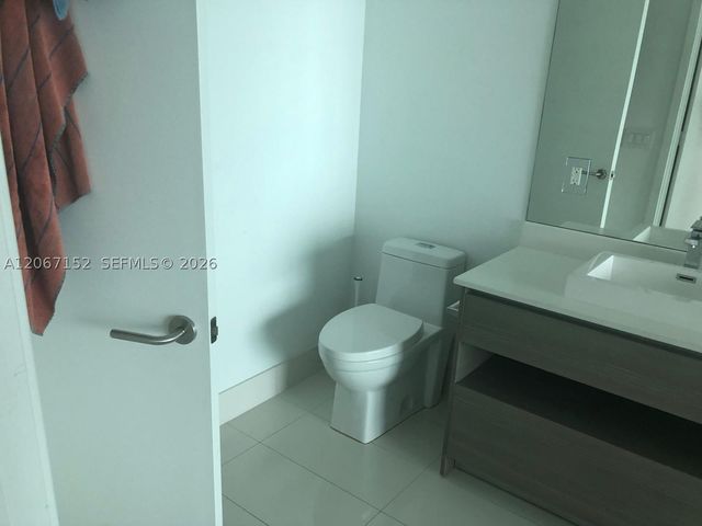 460 NE 28th ST 1102, Miami, FL 33132