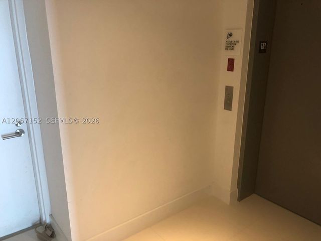 460 NE 28th ST 1102, Miami, FL 33132