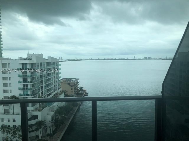 460 NE 28th ST 1102, Miami, FL 33132