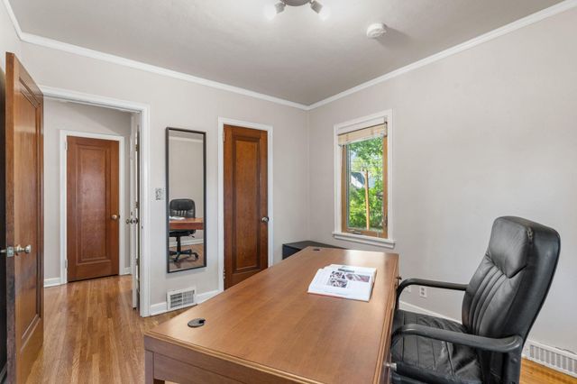 1161 Van Buren Avenue, Saint Paul, MN 55104