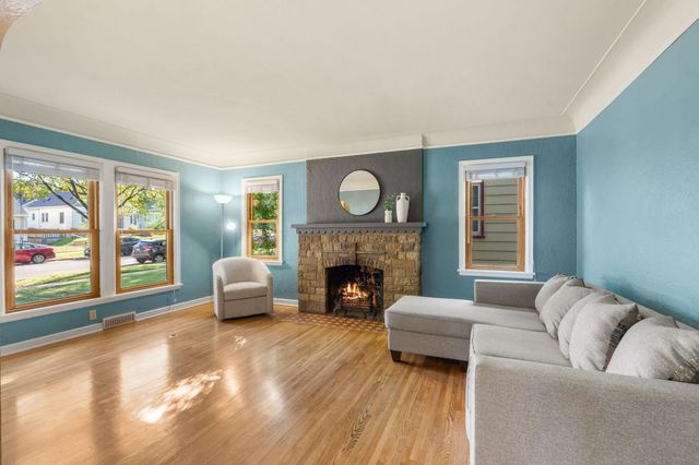 1161 Van Buren Avenue, Saint Paul, MN 55104