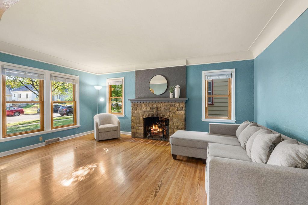 1161 Van Buren Avenue, Saint Paul, MN 55104 — photo 2