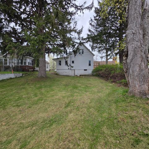 210 E Church Street, Hart, MI 49420