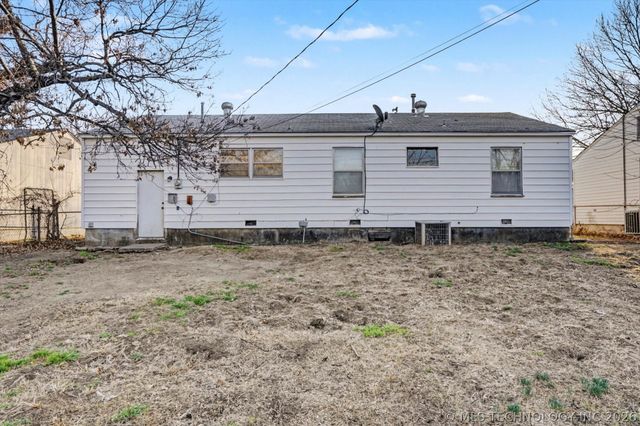 1032 N Canton Avenue, Tulsa, OK 74115