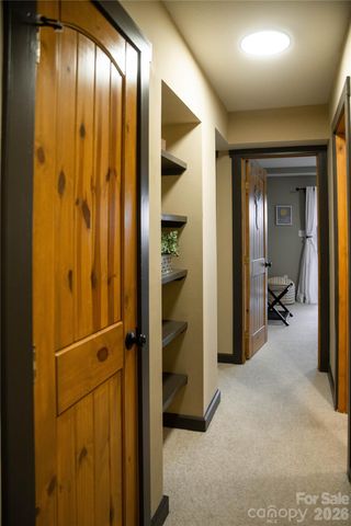 425 Flat Top Mountain Road, Fairview, NC 28730