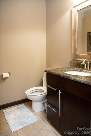 425 Flat Top Mountain Road, Fairview, NC 28730