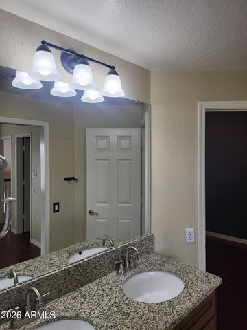 1409 E DESERT FLOWER Lane, Phoenix, AZ 85048