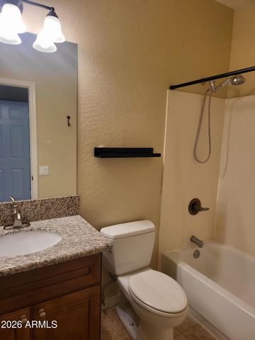 1409 E DESERT FLOWER Lane, Phoenix, AZ 85048