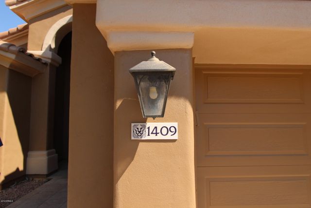 1409 E DESERT FLOWER Lane, Phoenix, AZ 85048