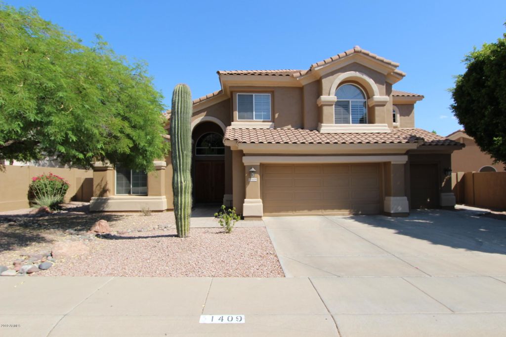 1409 E DESERT FLOWER Lane, Phoenix, AZ 85048