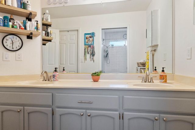 2401 Mountain Quail Way, Modesto, CA 95355