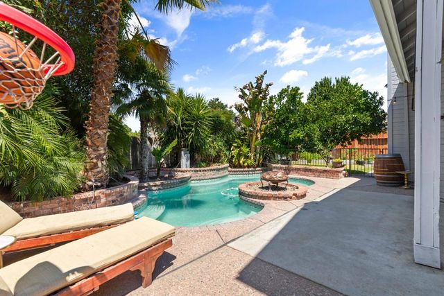 2401 Mountain Quail Way, Modesto, CA 95355