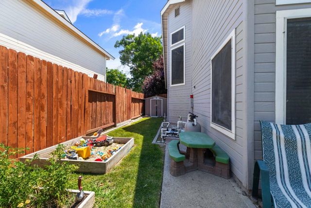 2401 Mountain Quail Way, Modesto, CA 95355