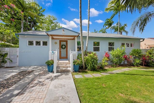 5825 SW 46th Ter, Miami, FL 33155