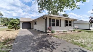1 Whitecap Way, Brick, NJ 08723