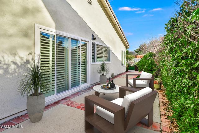 1046 Barrow Court, Westlake Village, CA 91361