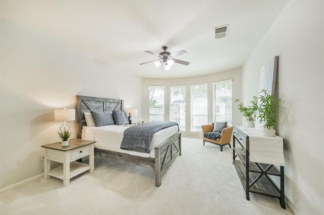 13607 Breakwater Path Loop, Houston, TX 77044
