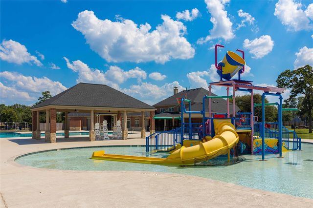 13607 Breakwater Path Loop, Houston, TX 77044