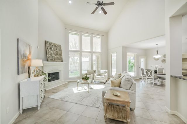 13607 Breakwater Path Loop, Houston, TX 77044