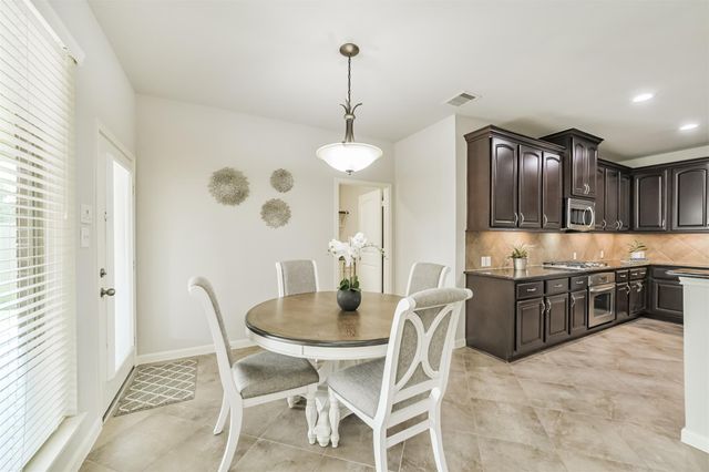 13607 Breakwater Path Loop, Houston, TX 77044