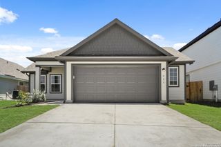 425 Lina Way, Seguin, TX 78155